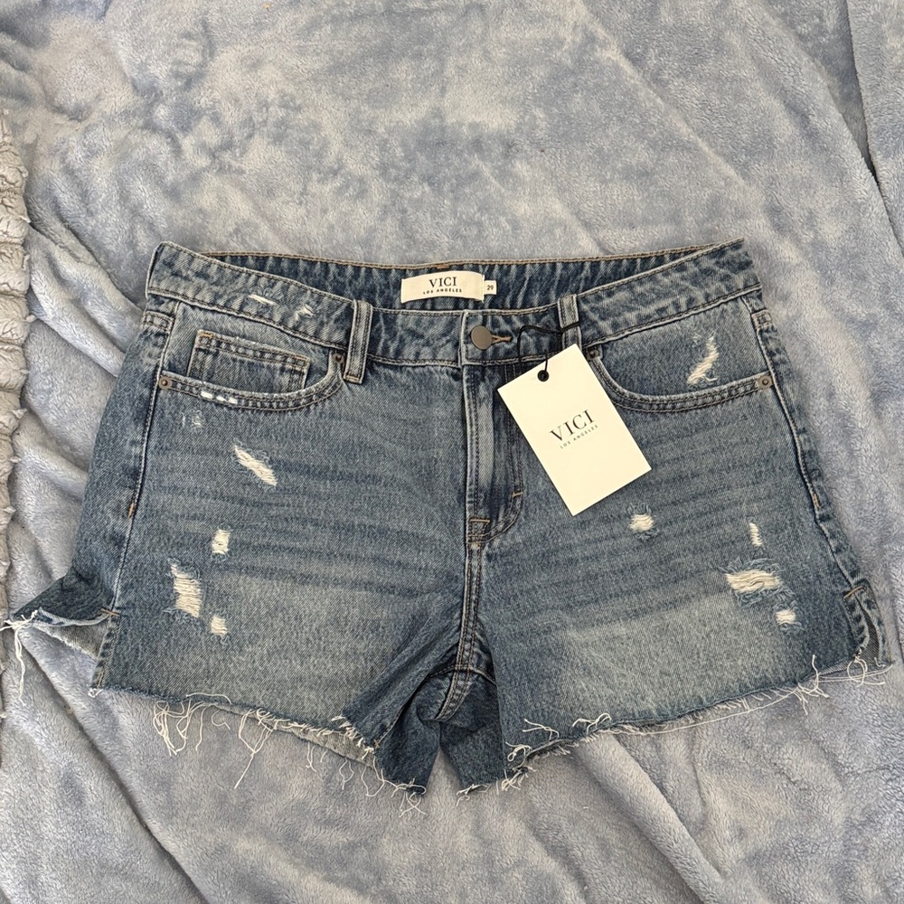 Vici Women's Frayed Hem Jean Shorts - Light Blue
